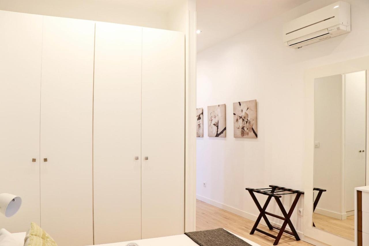 For You Rentals New Design Apartment Temporal Puerta Del Sol Pre10A Madrid Exterior photo