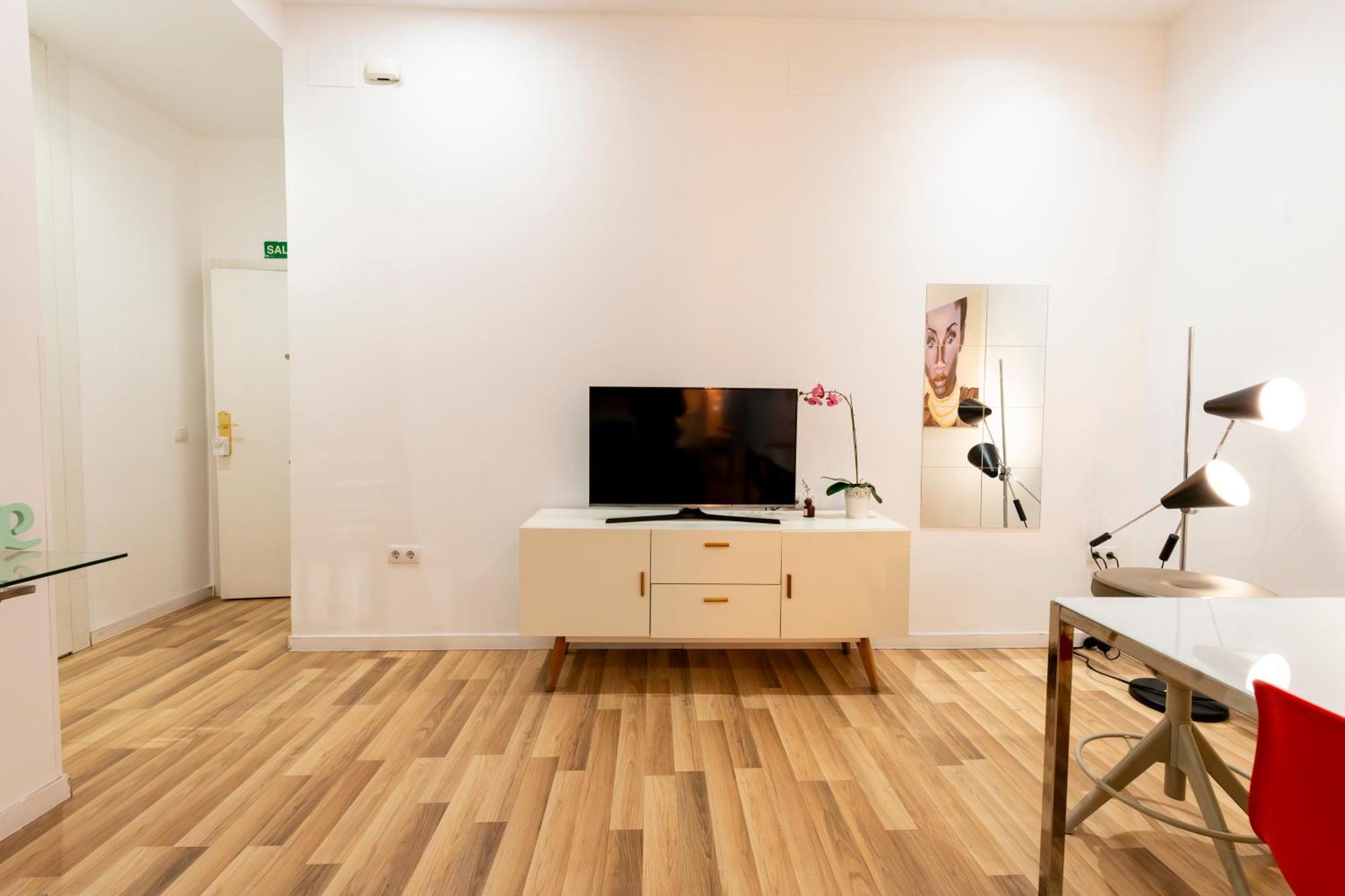 For You Rentals New Design Apartment Temporal Puerta Del Sol Pre10A Madrid Exterior photo