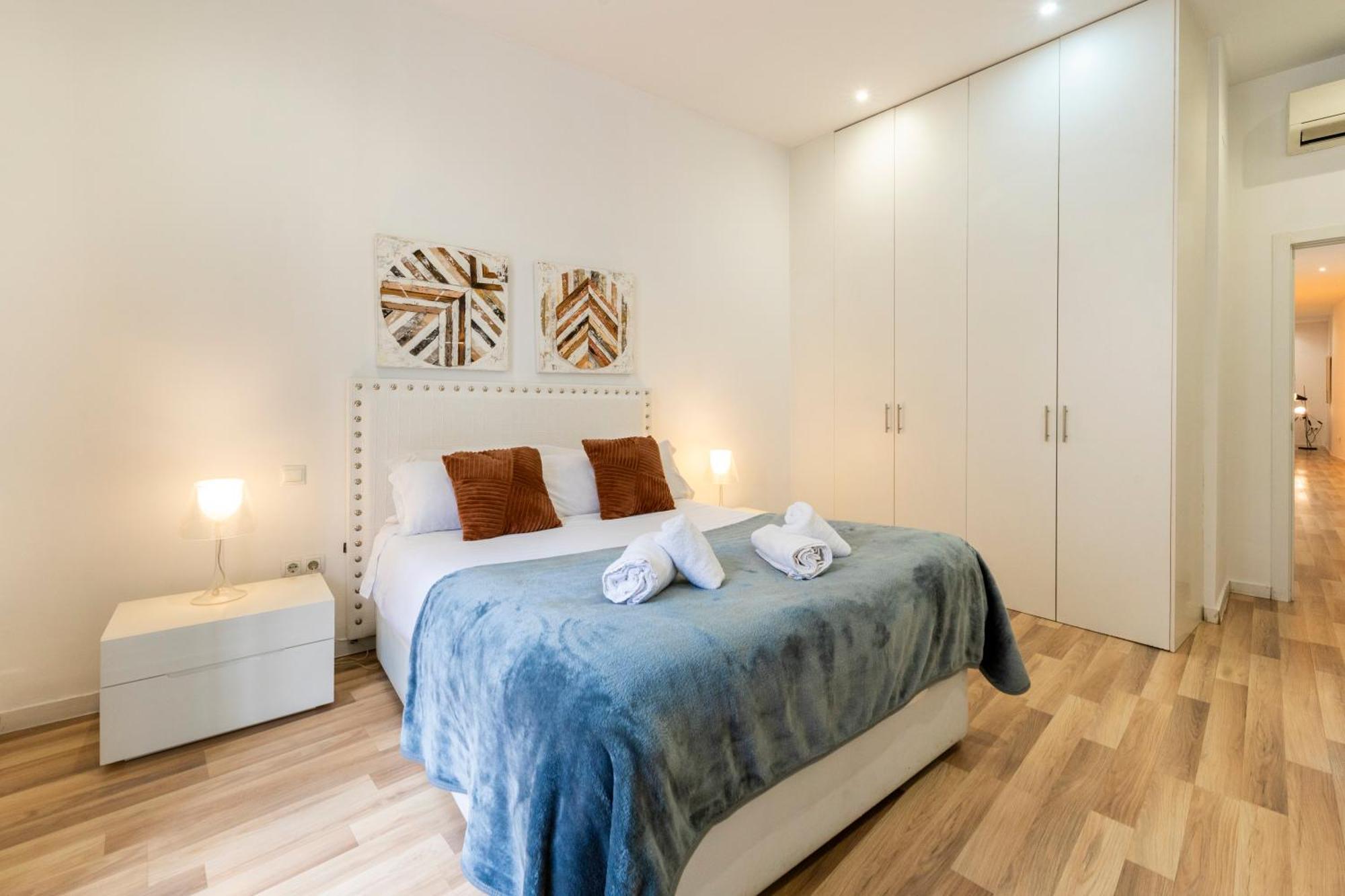 For You Rentals New Design Apartment Temporal Puerta Del Sol Pre10A Madrid Exterior photo